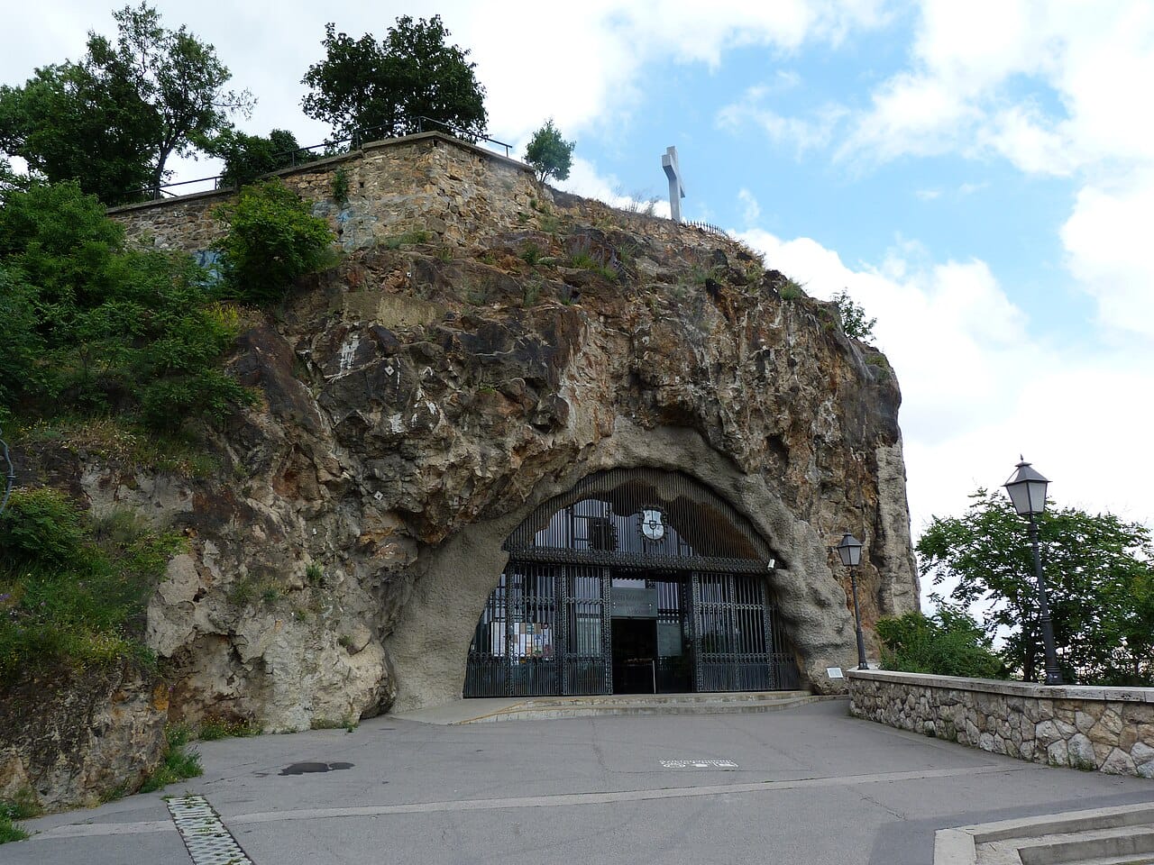 L’Église troglodyte Notre-Dame-des-Hongrois